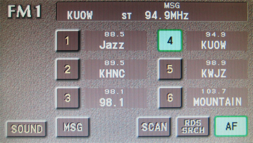 Toyota_prius_radio